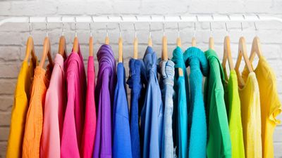 How I maintain a color-organized closet – 6 tips for Pinterest-perfect storage