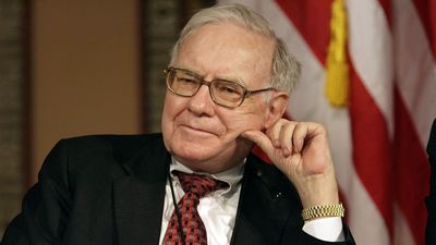 Buffett and Munger sound off on "stupid" U.S.-China tensions