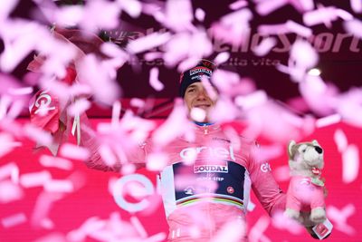 Giro d'Italia: GC standings after stage 9 - Leaderboard tight with Evenepoel out