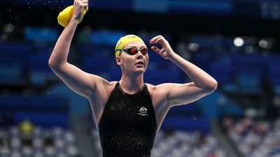 The day after Paralympic swimmer Katja Dedekind broke a world record, endometriosis left her bedridden