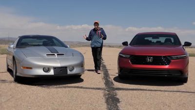 2023 Honda Accord Hybrid Battles Pontiac Trans Am In Close Drag Races