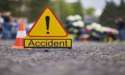 UP: 5 killed, 15 injured after bus overturned in Jalaun after being hit by unknown vehicle
