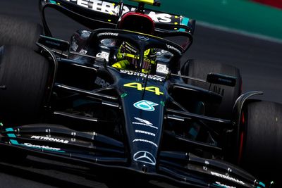 Wolff: Mercedes W14 F1 trait makes it a “nasty piece of work”