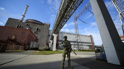 Worries grow over safety of Ukraine nuclear plant amid Russian evacuations