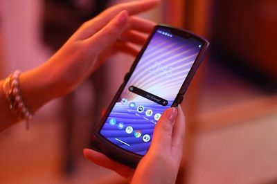 Aliens Could Use Our Phones to Stalk Us