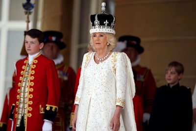 Queen’s coronation bouquet laid in Westminster Abbey