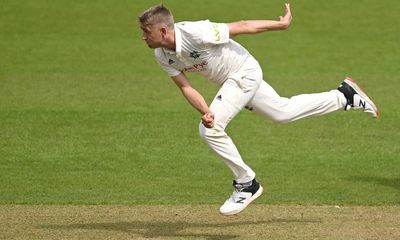 England handed Ashes concern after Olly Stone suffers hamstring injury