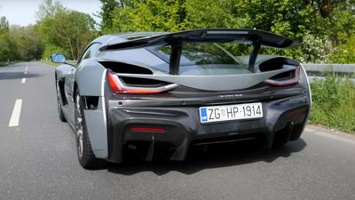 Watch Rimac Nevera Casually Go Beyond 200 MPH On The Autobahn