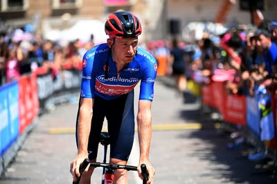 Tao Geoghegan Hart takes Giro d'Italia KOM jersey as McNulty is downgraded