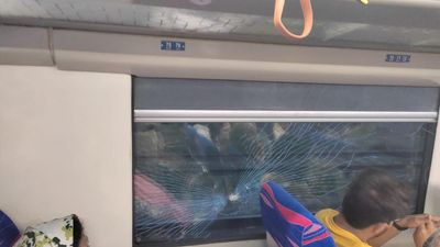 Stones pelted on Mysuru-Chennai Vande Bharat Express near Arakkonam