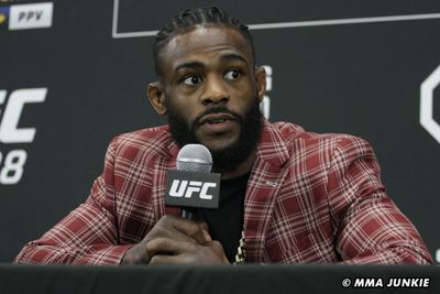 UFC champ Aljamain Sterling guarantees he beats ‘frail’ Sean O’Malley in one round: ‘I fold that man in half’