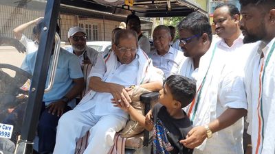 Oldest legislator, at 92, is confident of support from young voters