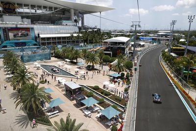 Miami in talks with F1 over becoming night race