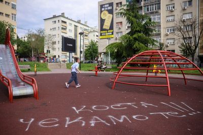 Serbia mourns shooting victims, prepares illegal gun amnesty