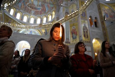 Serbia's education minister resigns over school shooting