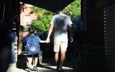 Single parent payment threshold extended in budget