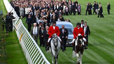 Jockey Dean Holland remembered at funeral as loving father and 'gentleman of the sport'