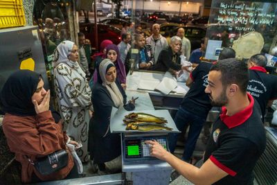 Inflation, IMF austerity and grandiose military plans edge more Egyptians into poverty