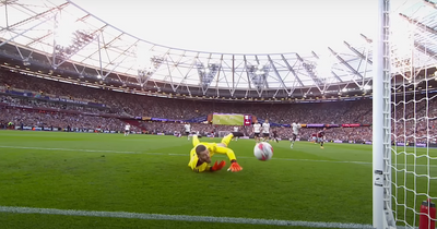 Man Utd fans spotted Marcus Rashford's exasperated reaction to David de Gea blunder