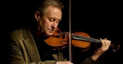 Tributes pour in for The Chieftains' fiddle player Sean Keane following his death