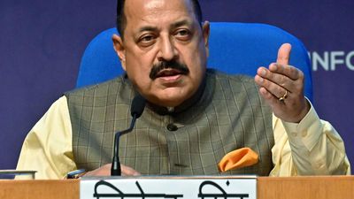 Union Minister Jitendra Singh reviews status of creation of Science Media Communication Cell