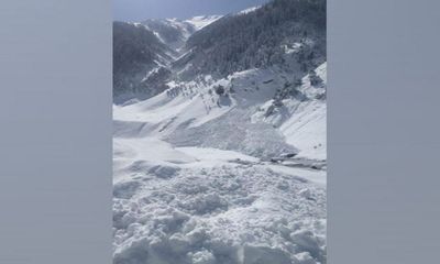 Avalanche: Army launches rescue operation near Zoji La