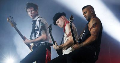 Sum 41 SPLIT after almost three decades as fans thank them for 'best songs'