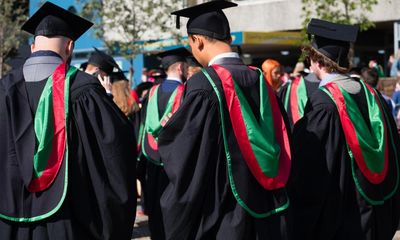 The Guardian view on tuition fees: Labour needs an alternative solution