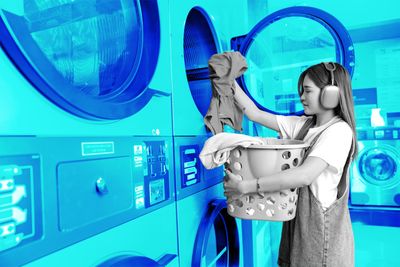 7 side hustle businesses that (almost) run on autopilot