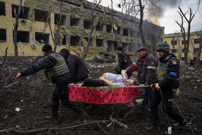 Haunting photos from Ukraine that earned AP a Pulitzer Prize