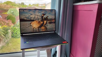 Asus ROG Strix Scar 18 (2023) review: big laptop, big power, big money