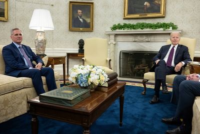 Biden meets Republican leaders in debt limit standoff