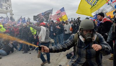 Chicago plumber pleads guilty to charges in Jan. 6 riot