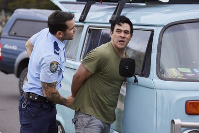 Home and Away spoilers: Cash Newman ARRESTS Justin for assault!