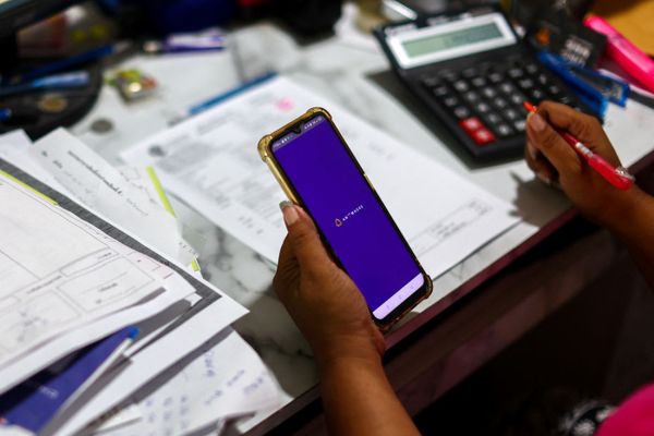 Household debt in election focus