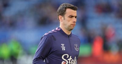 Everton fans pay tribute to Seamus Coleman during 5-1 win over Brighton