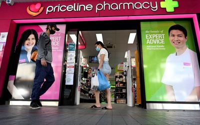 ‘Misleading’ pharmacy signs prompt boycott call over prescription changes
