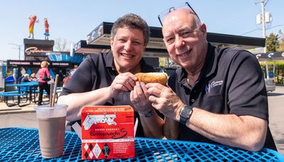 Chicago’s Superdawg, home of world-famous hot dogs — and lots of first dates