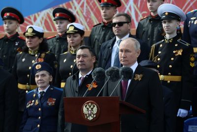 Putin, at Red Square parade, calls for victory in Ukraine