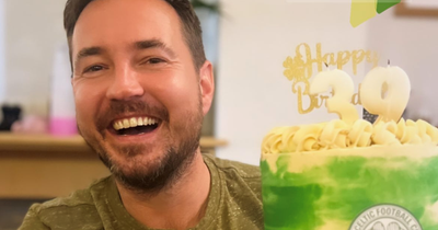 Martin Compston celebrates with Celtic birthday cake as star films latest TV show