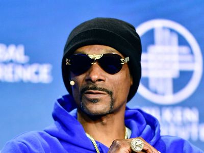 Snoop Dogg praised for supporting writers’ strike in explicit rant about streaming pay