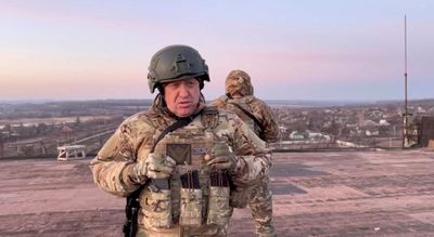 Russian troops abandon positions near Bakhmut, says Wagner boss