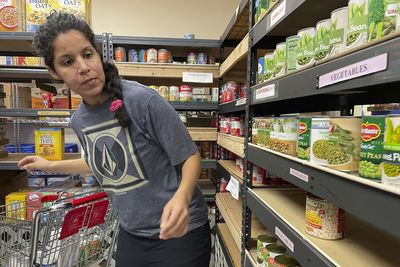 US families struggle following end of pandemic-era food benefits