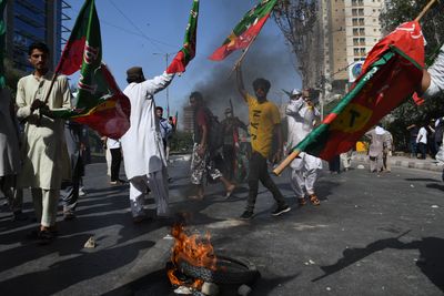 Protests erupt in Pakistan cities after Imran Khan arrest