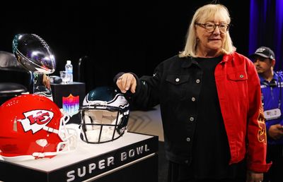 Did Donna Kelce’s Facebook comment reveal a Chiefs-Eagles Super Bowl rematch in Week 2?