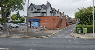 Teenager rushed to hospital after being stabbed in Leeds during violent 'street robbery'