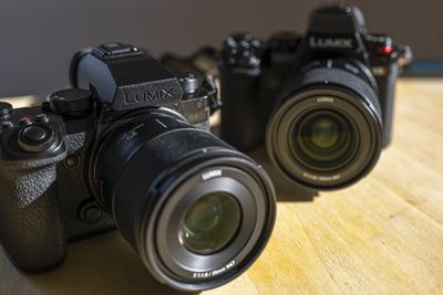 Panasonic LUMIX S5 II vs S5 IIX - key differences explained