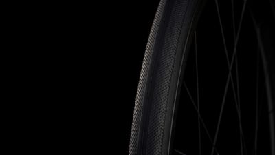 Specialized carves out ‘Endurance Race’ segment with new Mondo tyre