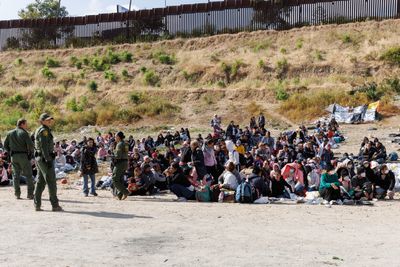 Migrants amass along US-Mexico border as COVID-era restrictions near end