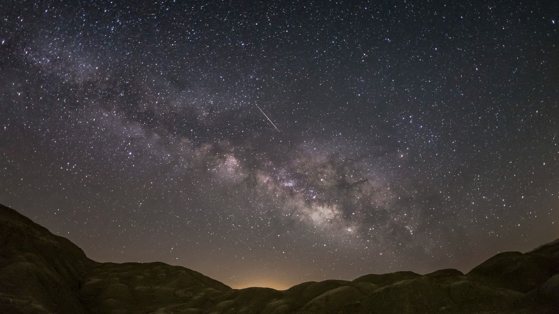 The Eta Lyrid meteor shower peaks tonight. Stay up…